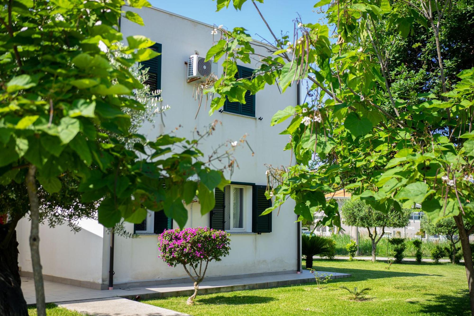 Villaggio Residence Emmesse Zambrone Luaran gambar