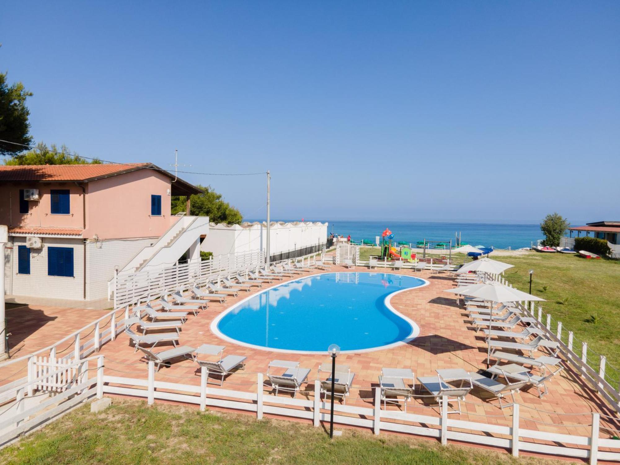 Villaggio Residence Emmesse Zambrone Luaran gambar